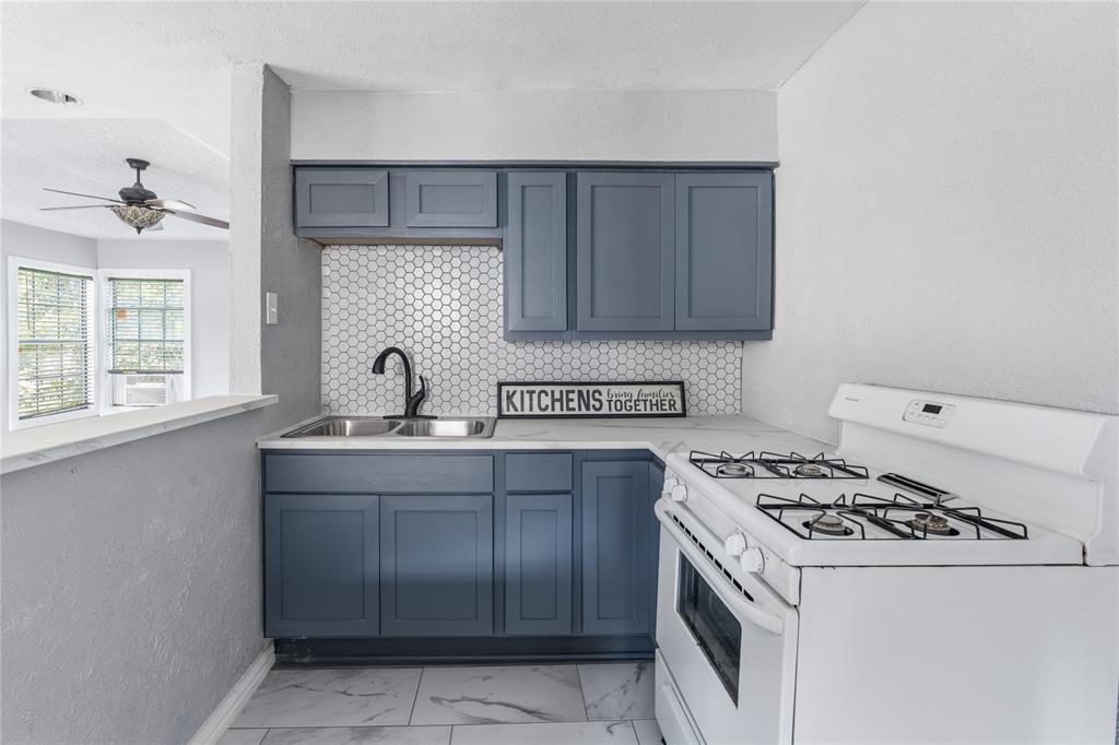 Bluebonnet Lawn - Residential