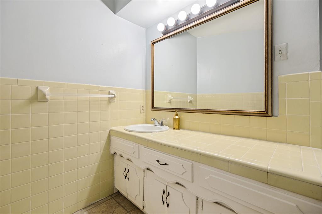 University Place Condo Regime - Residential