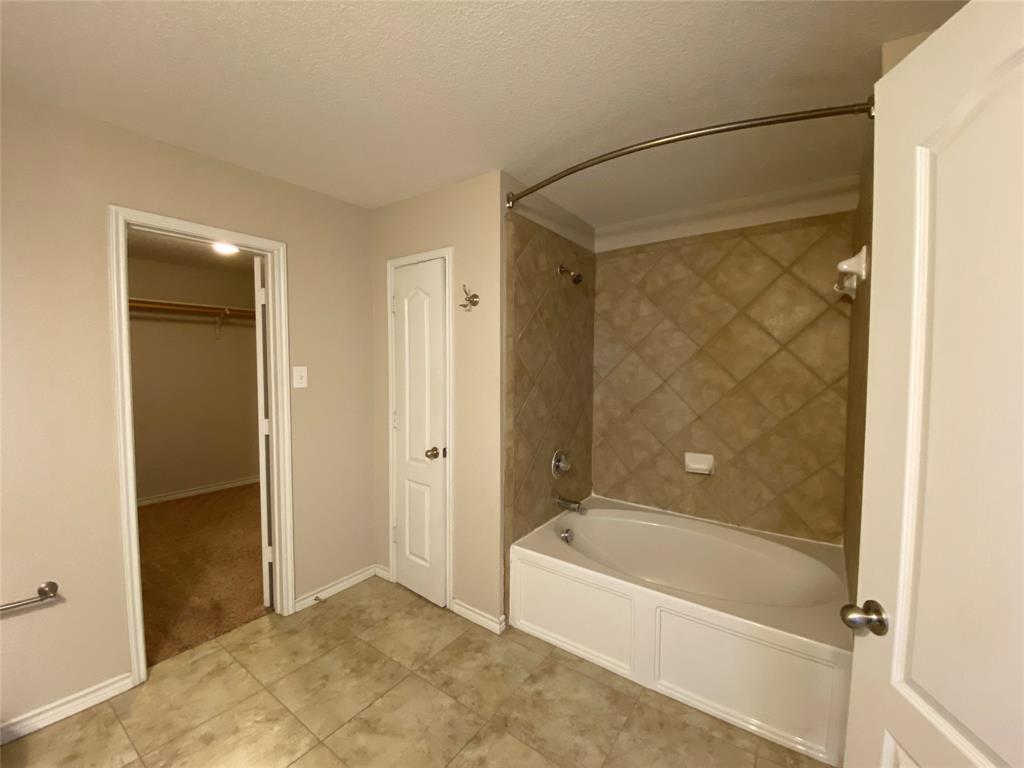 Amber Trails Fort Worth - Residential