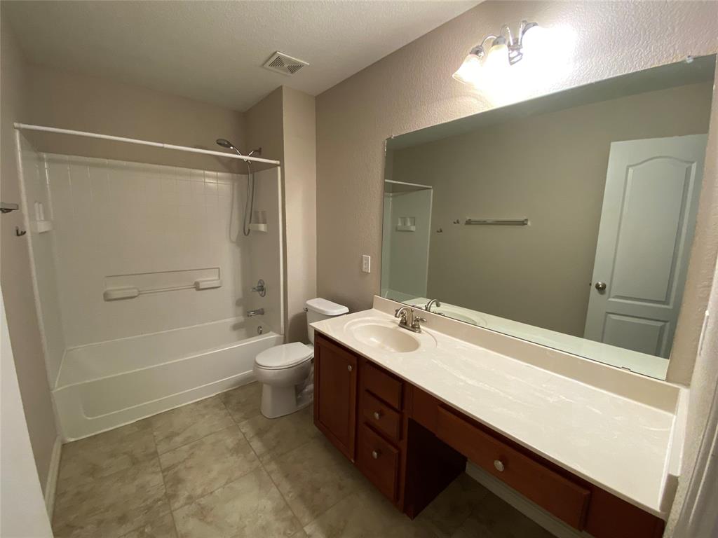 Amber Trails Fort Worth - Residential