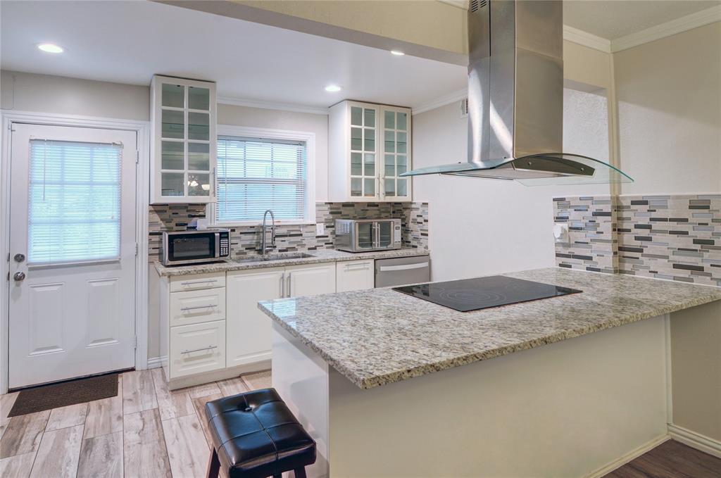 Park Royal Condos - Residential