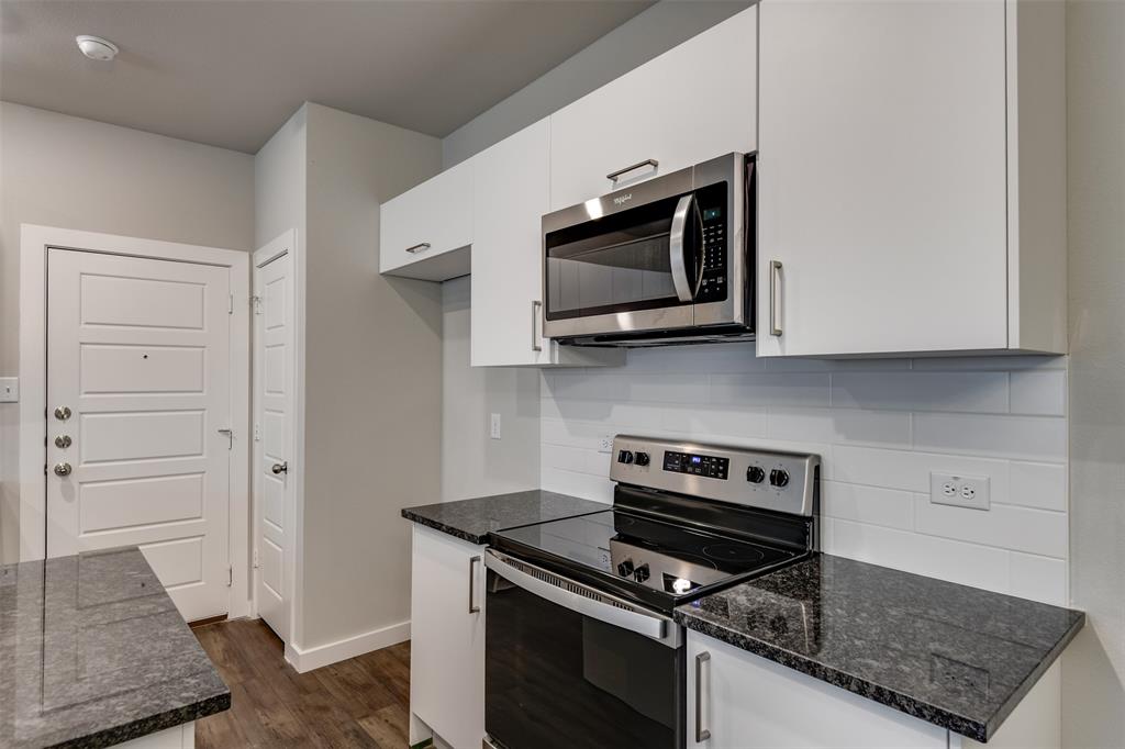 HERITAGE HILLS ESTS - Residential Lease