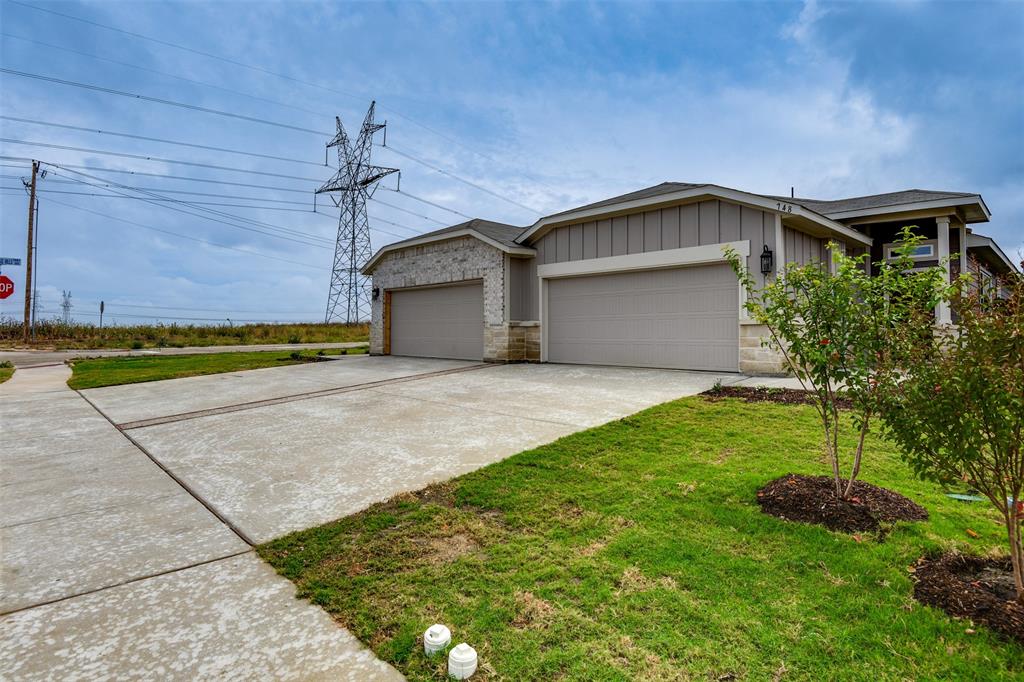 HERITAGE HILLS ESTS - Residential Lease