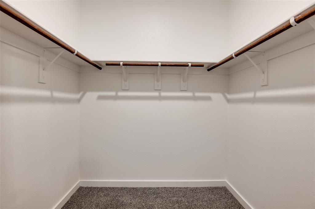 HERITAGE HILLS ESTS - Residential Lease