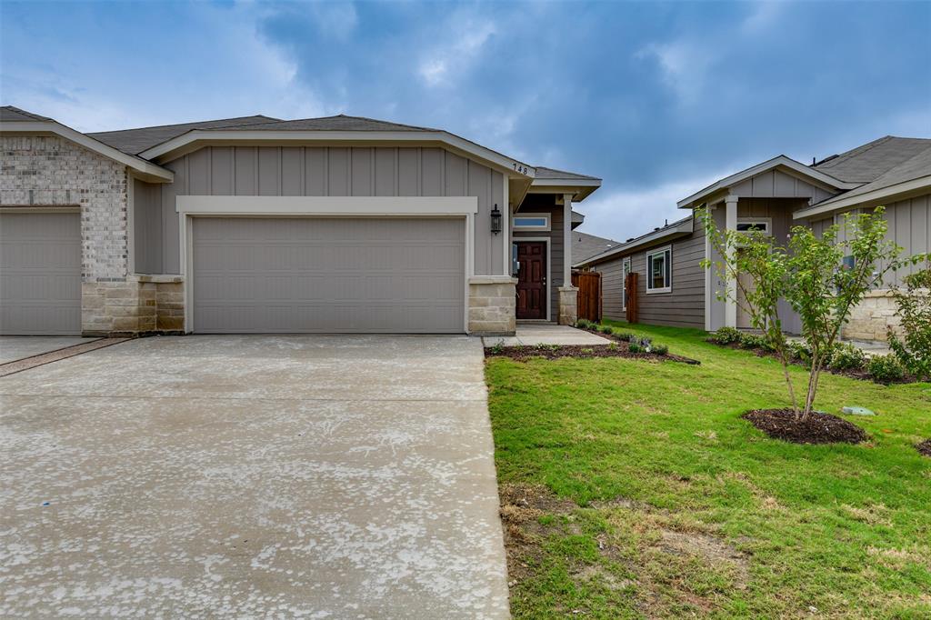 New Construction Duplex located in Heritage Hills Estates. This property is located in Venus, Texas within the prestigious Midlothian ISD and only a short 30 minute commute to downtown Dallas. Contemporary high end features include stainless steel built in appliances, upgraded cabinets, tiled back splash, under-mount kitchen sink, upscale wood look vinyl plank flooring in living, dining and wet areas, upgraded carpet in bedrooms, walk in closets, large walk in shower in master bath, utility area with full size washer and dryer connections, 2 car front entry garage, beautifully landscaped with private fenced back yard. Professionally maintained front yard and sprinkler system. 
APPLY ON-LINE TODAY!