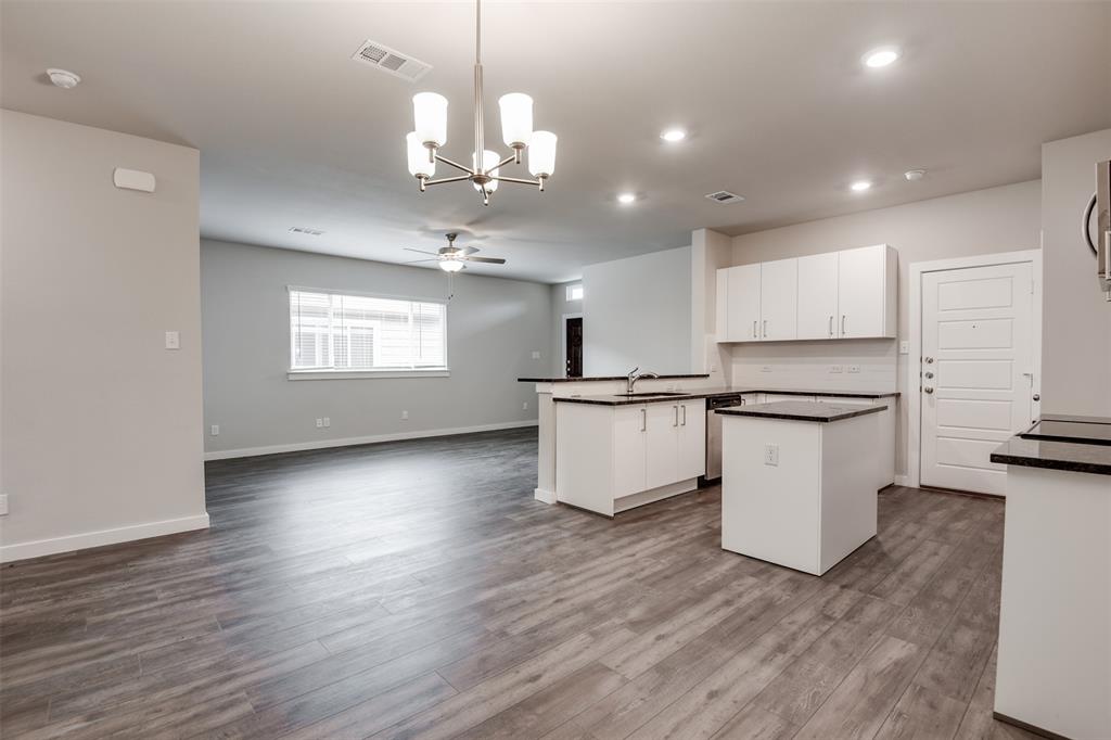HERITAGE HILLS ESTS - Residential Lease