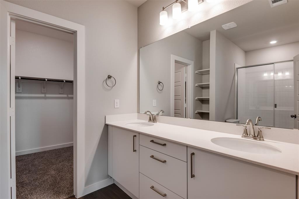 HERITAGE HILLS ESTS - Residential Lease