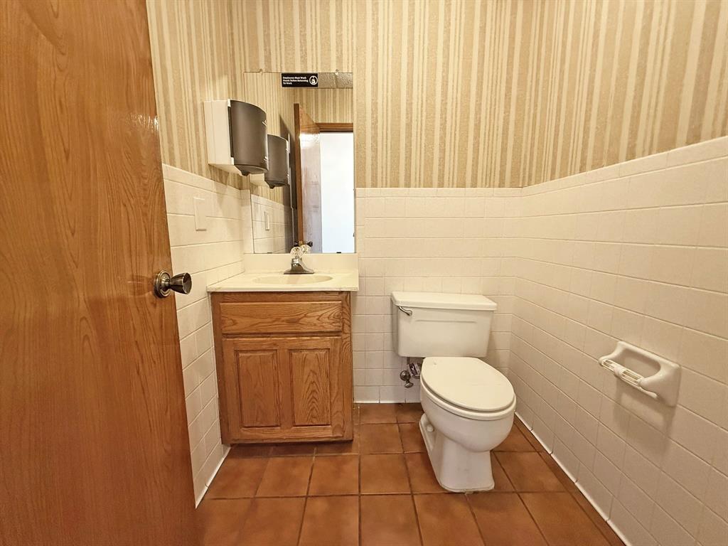 Original Cleburn - Commercial Sale