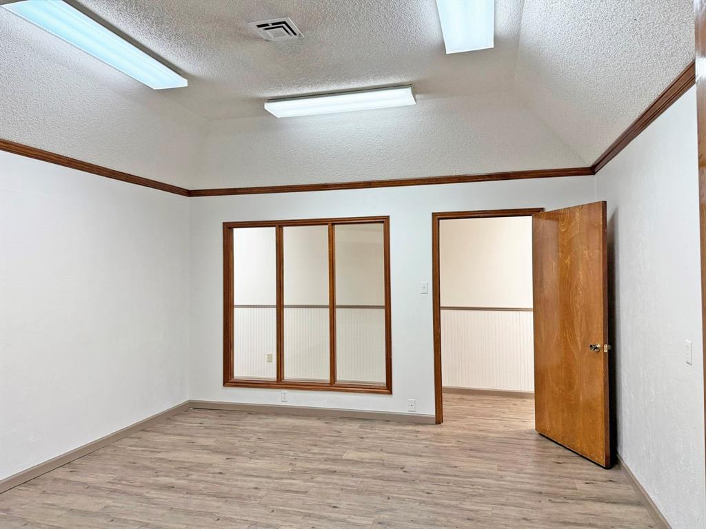 Original Cleburn - Commercial Sale