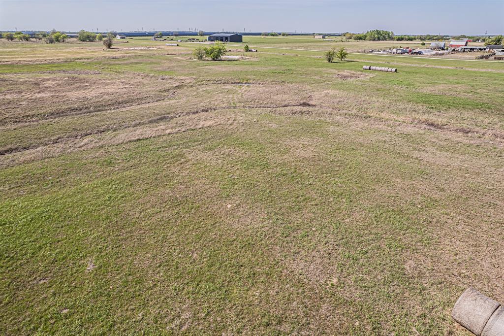 Aerovillage - Land