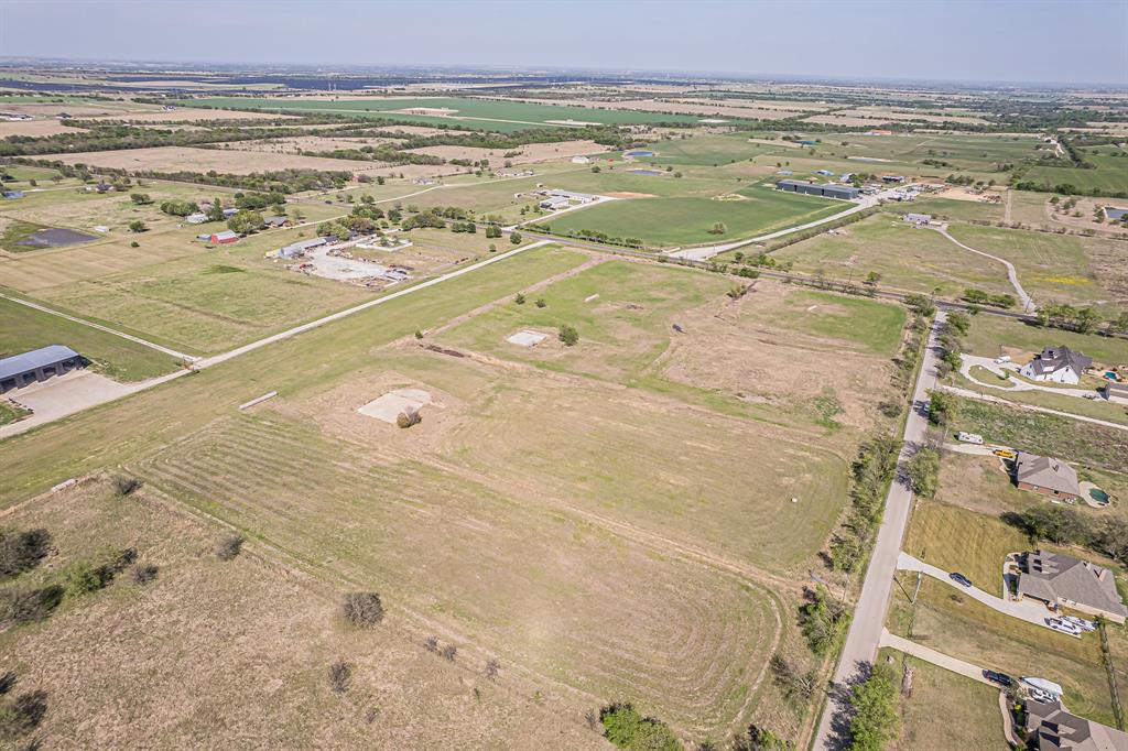 Aerovillage - Land