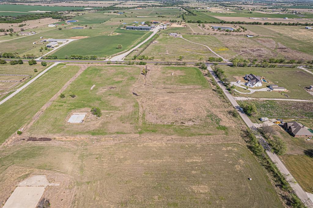 Aerovillage - Land