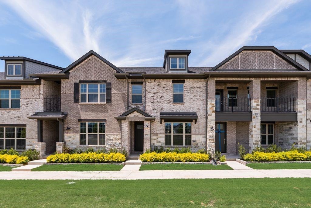 Built by Mattamy Homes - The Holbrook - Available Now Enjoy LAKESIDE living at its best at BAYSIDE Sunset Landing! The Holbrook is a stunning 2 story home just steps away from the lake. Enjoy your morning or evening walk along the community boardwalk right beside beautiful Lake Ray Hubbard!  Designer upgraded Artisan kitchen with quartz countertops, shaker cabinets, and gas range with vent hood. Spacious open concept living & dining area with a large island in the kitchen. Enjoy the private balcony off the primary suite. Walk-in closet in the primary suite. Walk-in shower with dual sink vanity in the primary suite bath.  ENERGY STAR 3.2® certified home.  Enjoy parks, hike & bike trails, a dog park, and a fishing jetty in this prime community location. Bring your boat!  Direct access to renowned upcoming SAPPHIRE BAY development at Lake Ray Hubbard.  Walk, bike, or drive to the world class marina.  Sapphire Bay also includes future dining, shopping, and loads of entertainment!  NEW CONSTRUCTION with included warranty. THIS HOME IS MOVE IN READY!