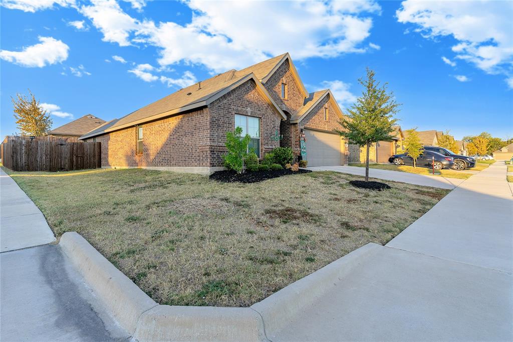 Bristol Oaks - Residential