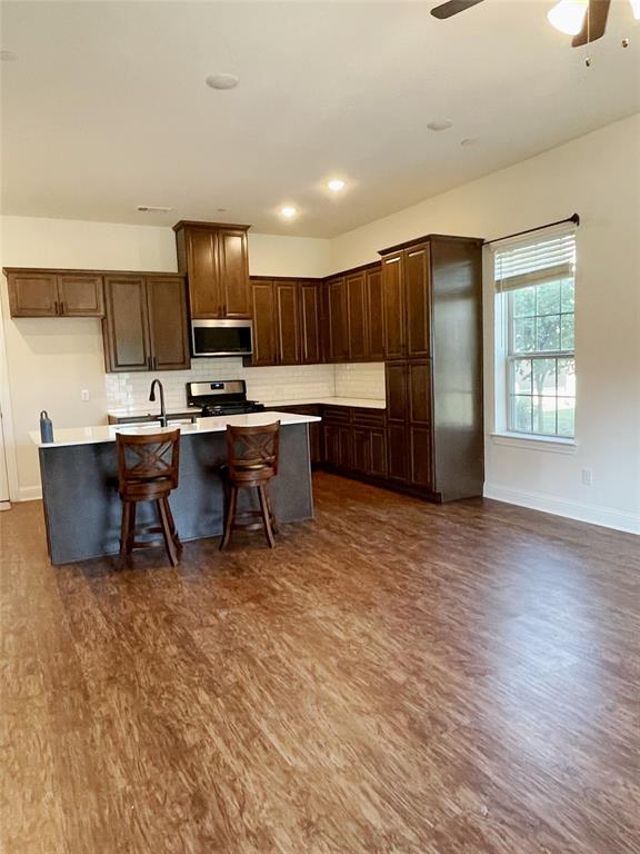 Wade Settlement Ph One - Residential Lease