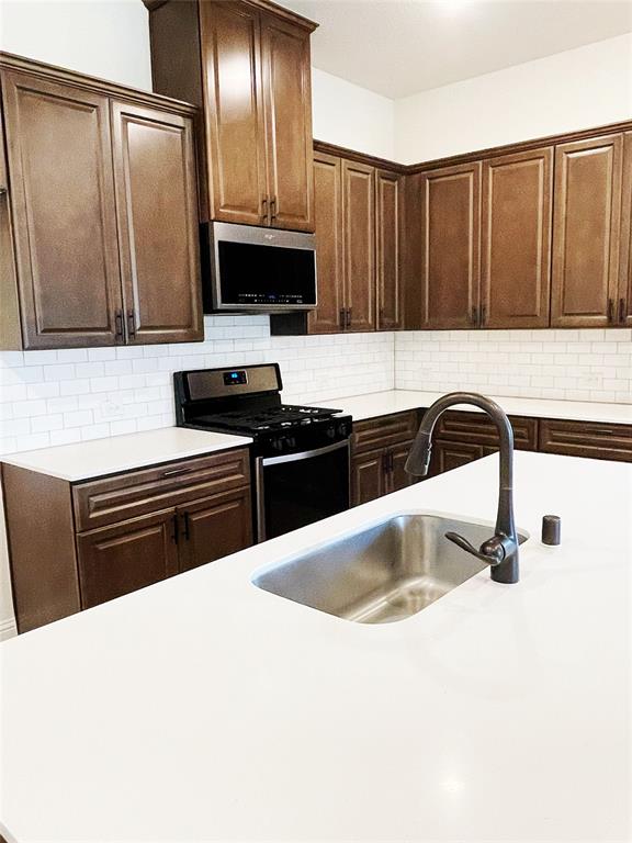 Wade Settlement Ph One - Residential Lease