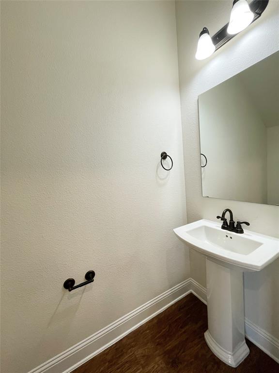 Wade Settlement Ph One - Residential Lease