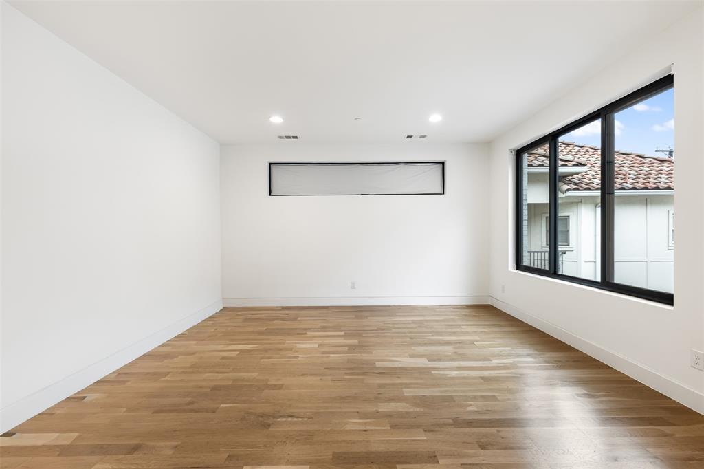 Wesley Flace Add - Residential