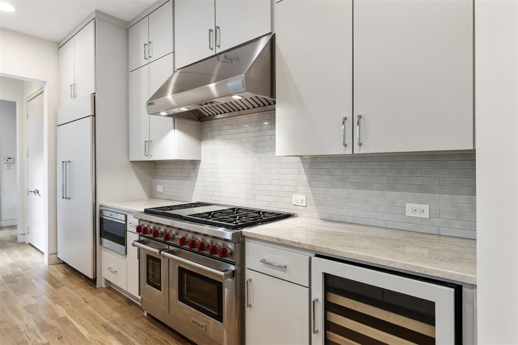 Wesley Flace Add - Residential