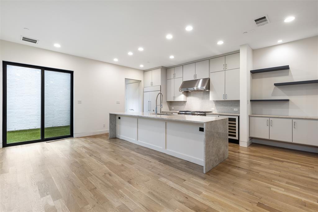 Wesley Flace Add - Residential