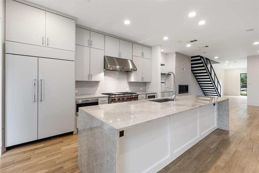 Wesley Flace Add - Residential