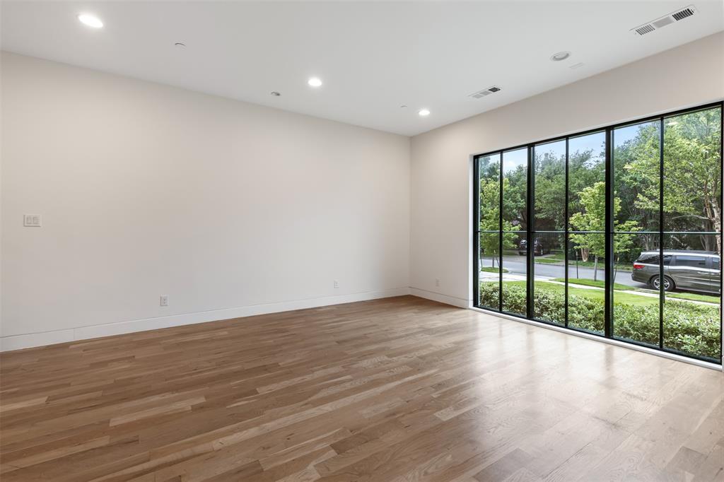 Wesley Flace Add - Residential