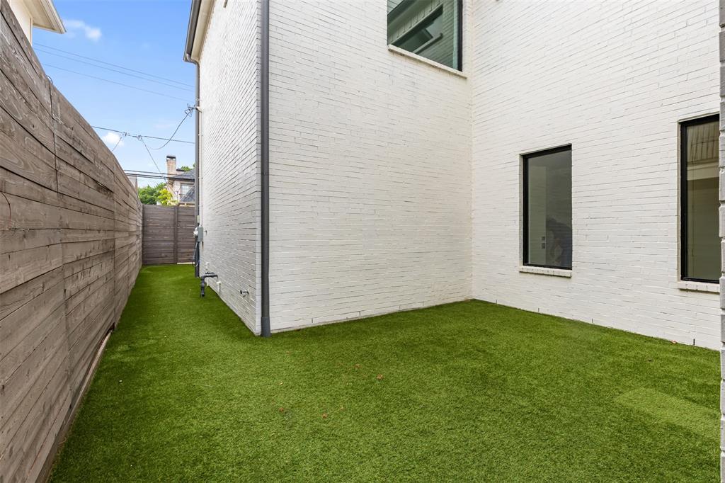 Wesley Flace Add - Residential