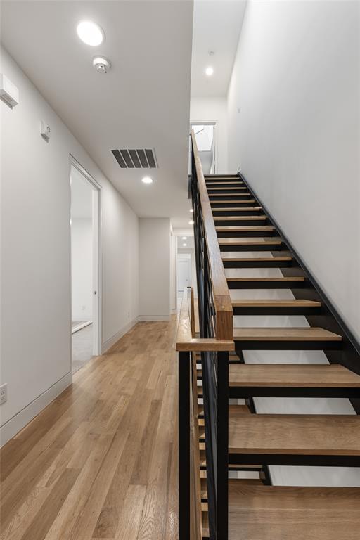 Wesley Flace Add - Residential