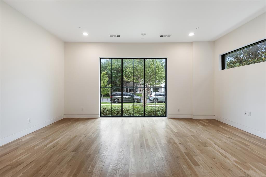 Wesley Flace Add - Residential