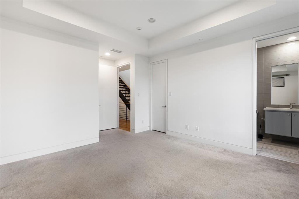 Wesley Flace Add - Residential