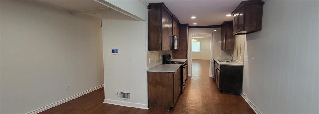 Forest Hill Garden Add - Residential Income