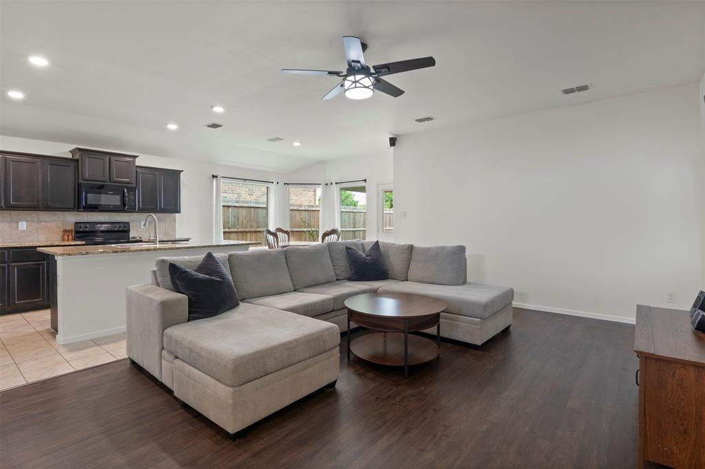 Trinity Oaks - Residential