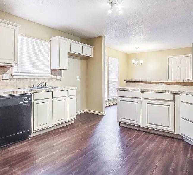 EVERGREEN MEADOWS - Residential