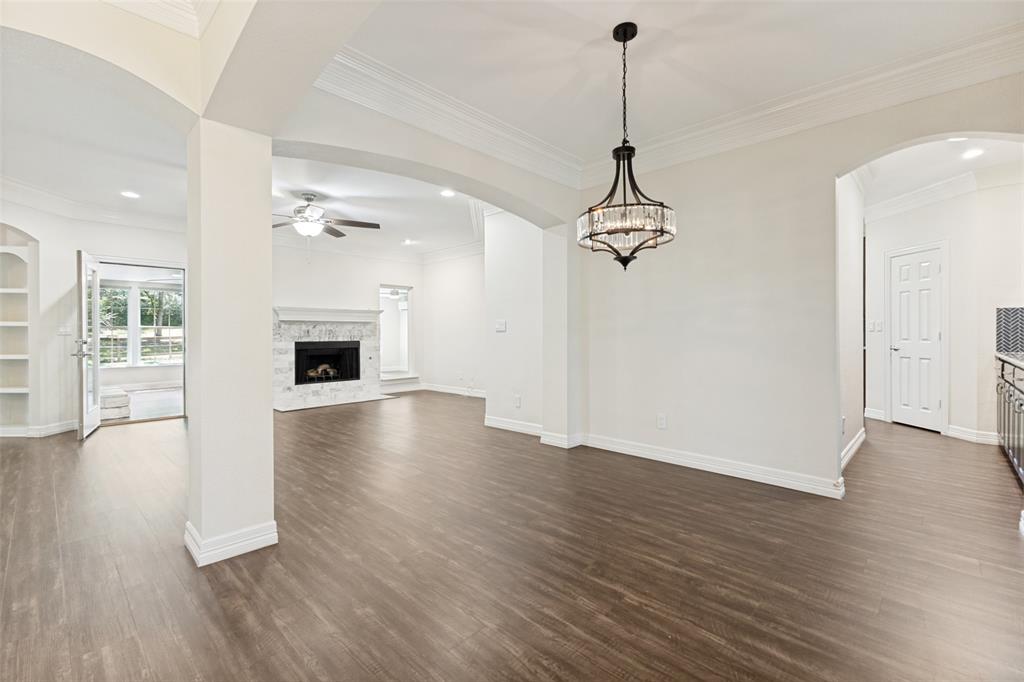 Emerald Sound At Lake Lewisvil - Residential