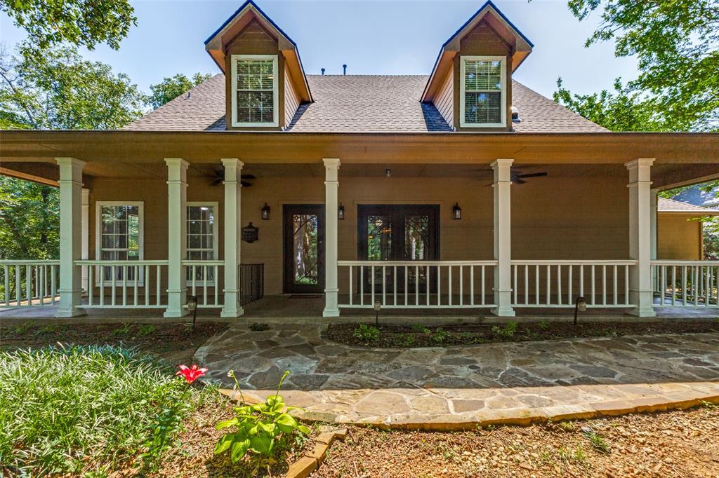 Emerald Sound At Lake Lewisvil - Residential