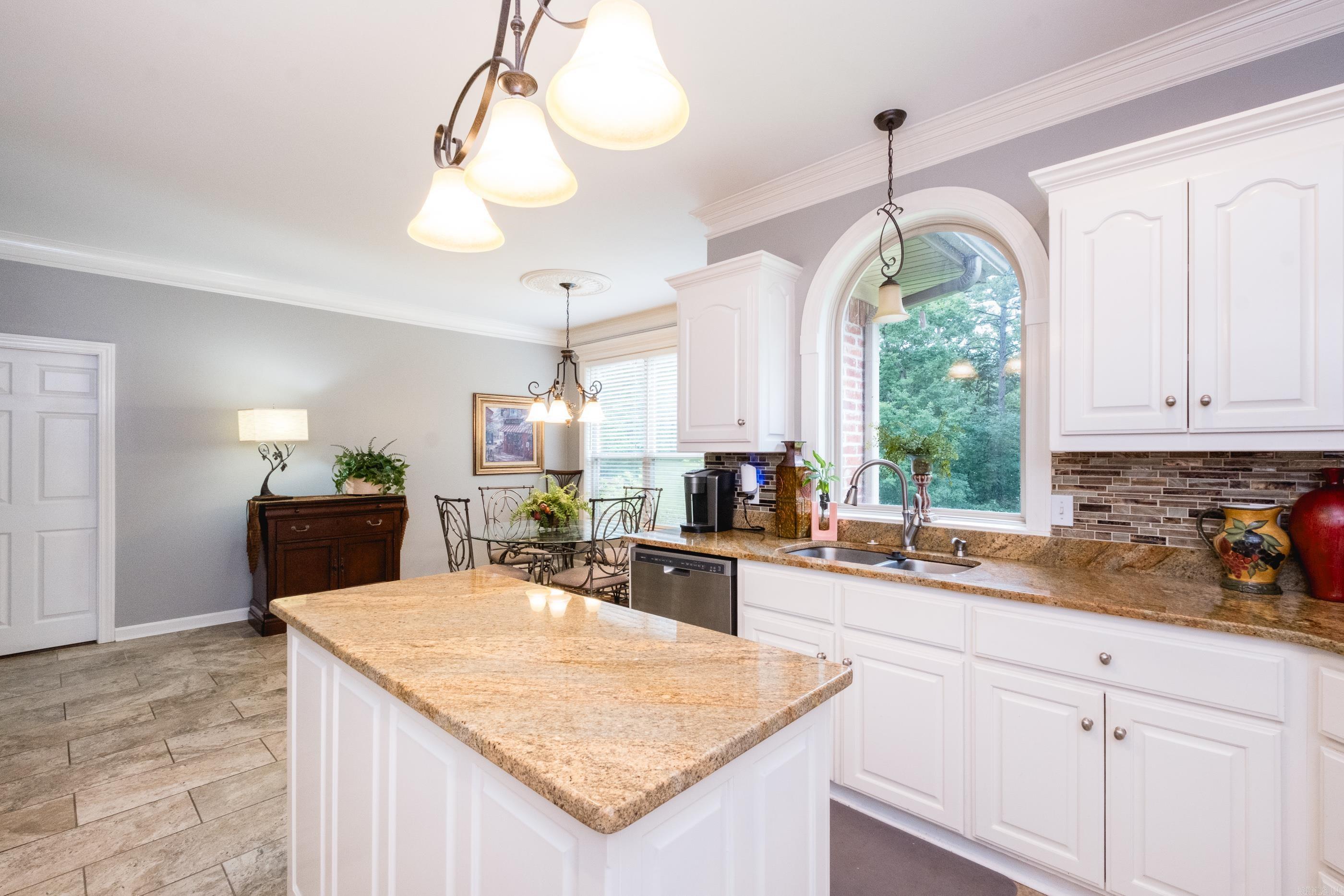 CHENAL VALLEY MARGEUAX - Residential