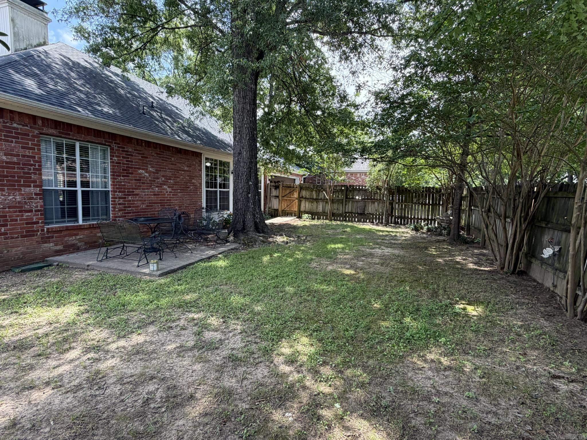 COUNTRY CLUB OF ARK THE - Residential