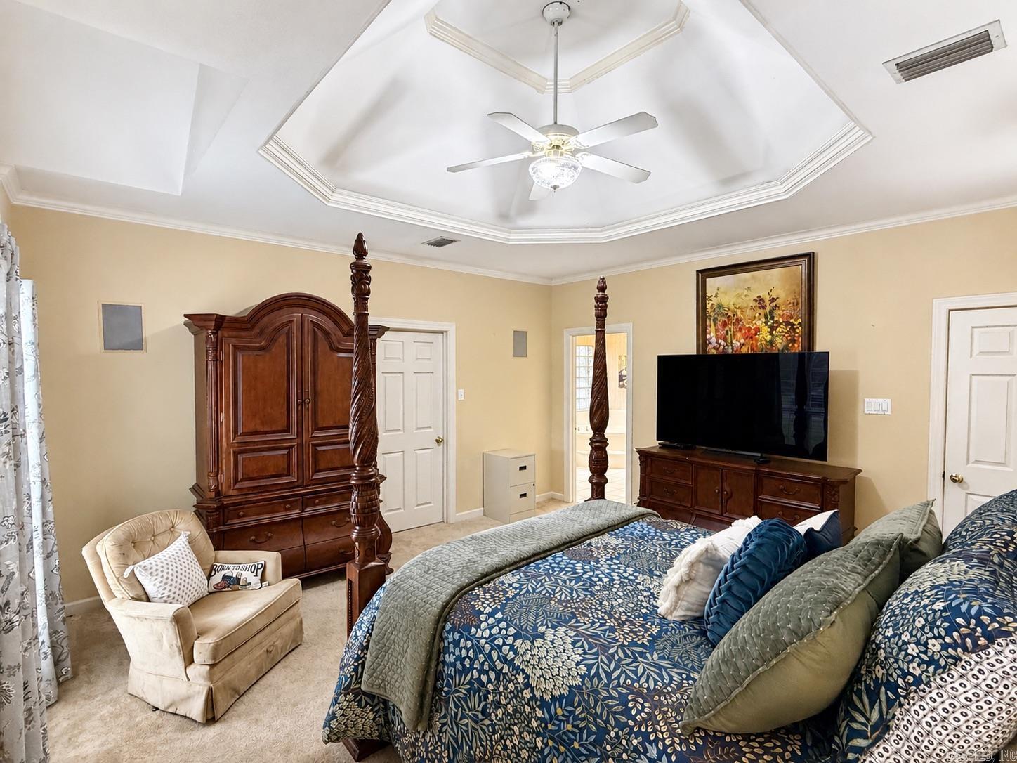 COUNTRY CLUB OF ARK THE - Residential