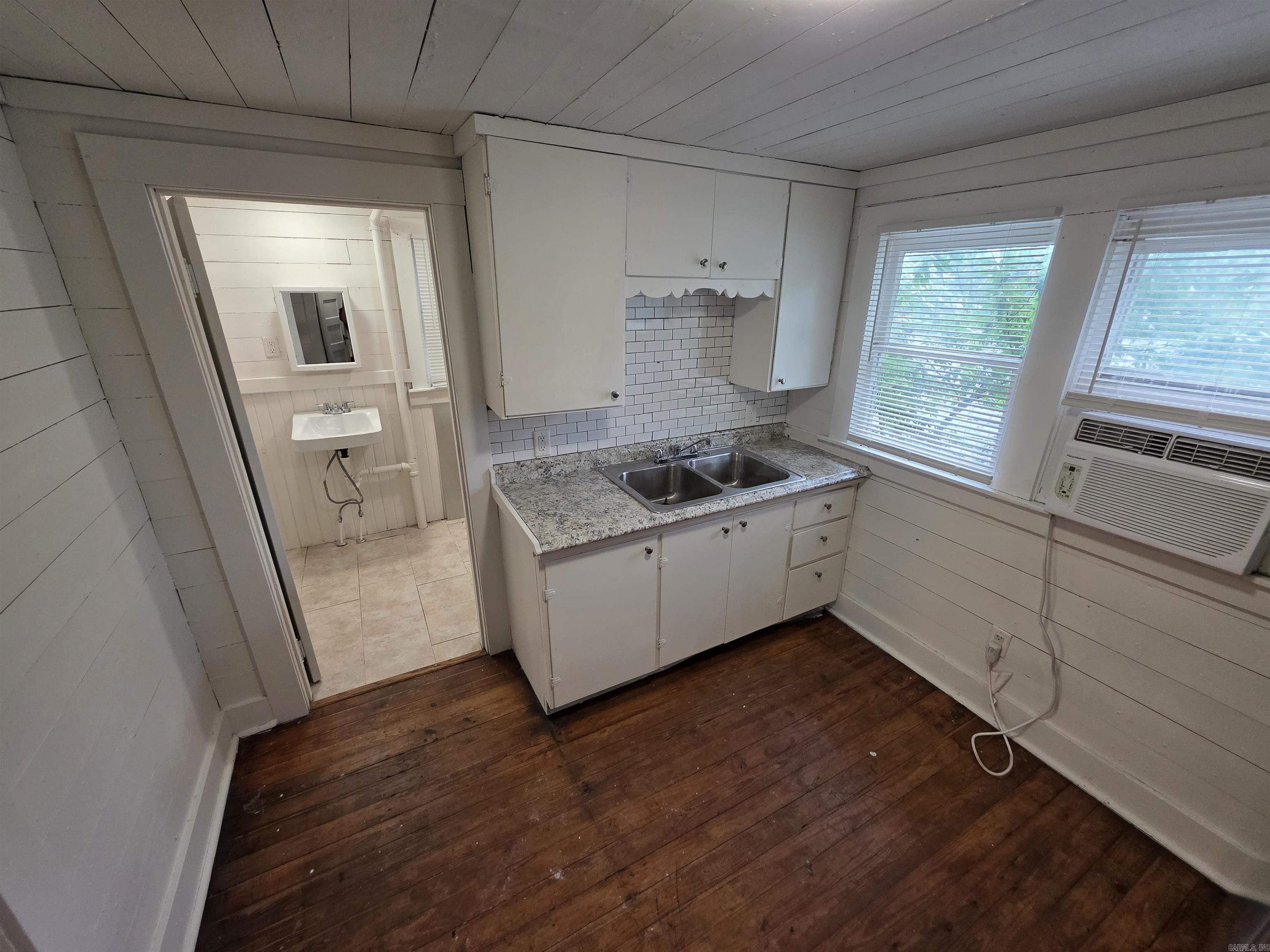 Boohers - Residential Lease