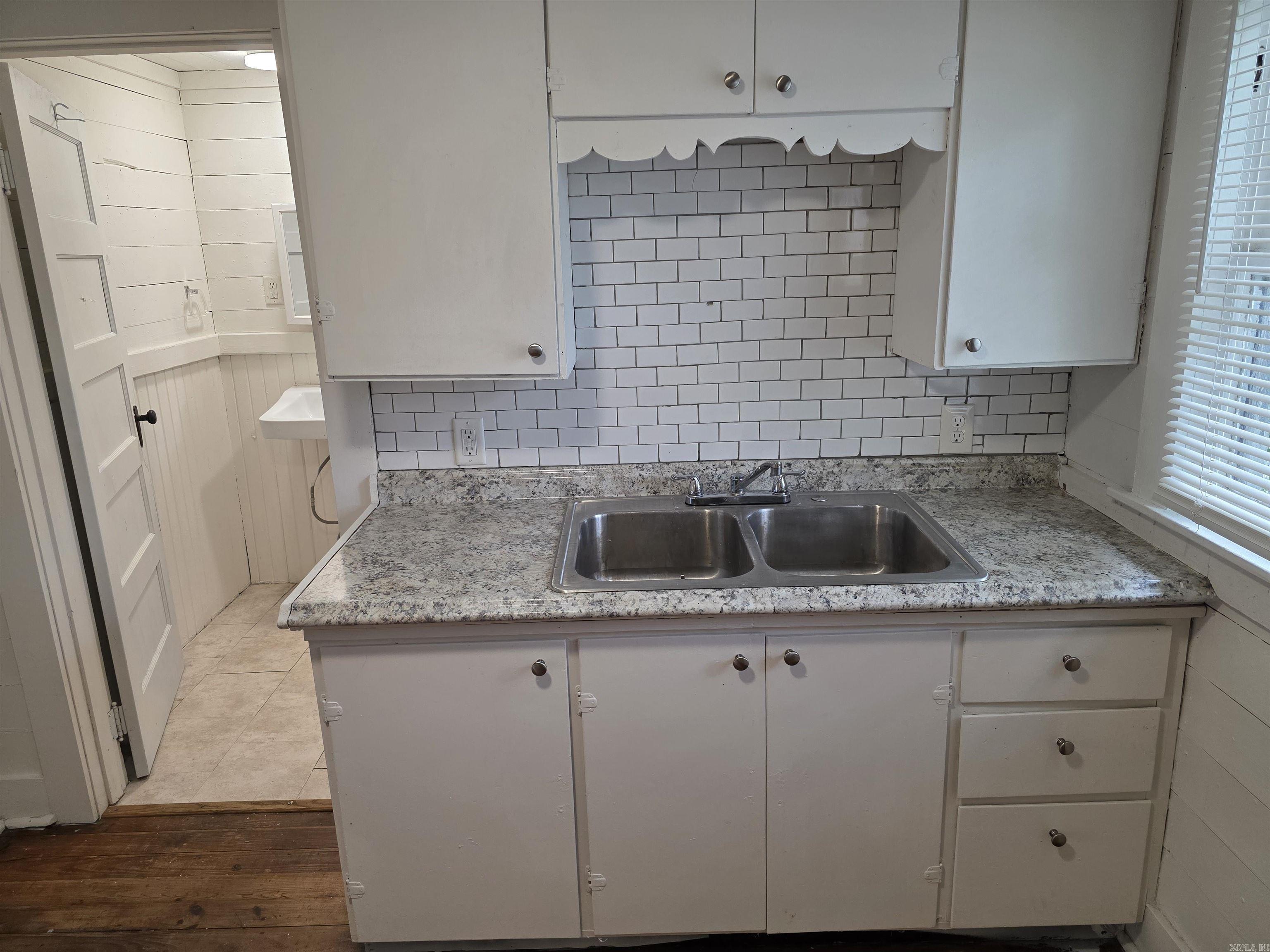 Boohers - Residential Lease