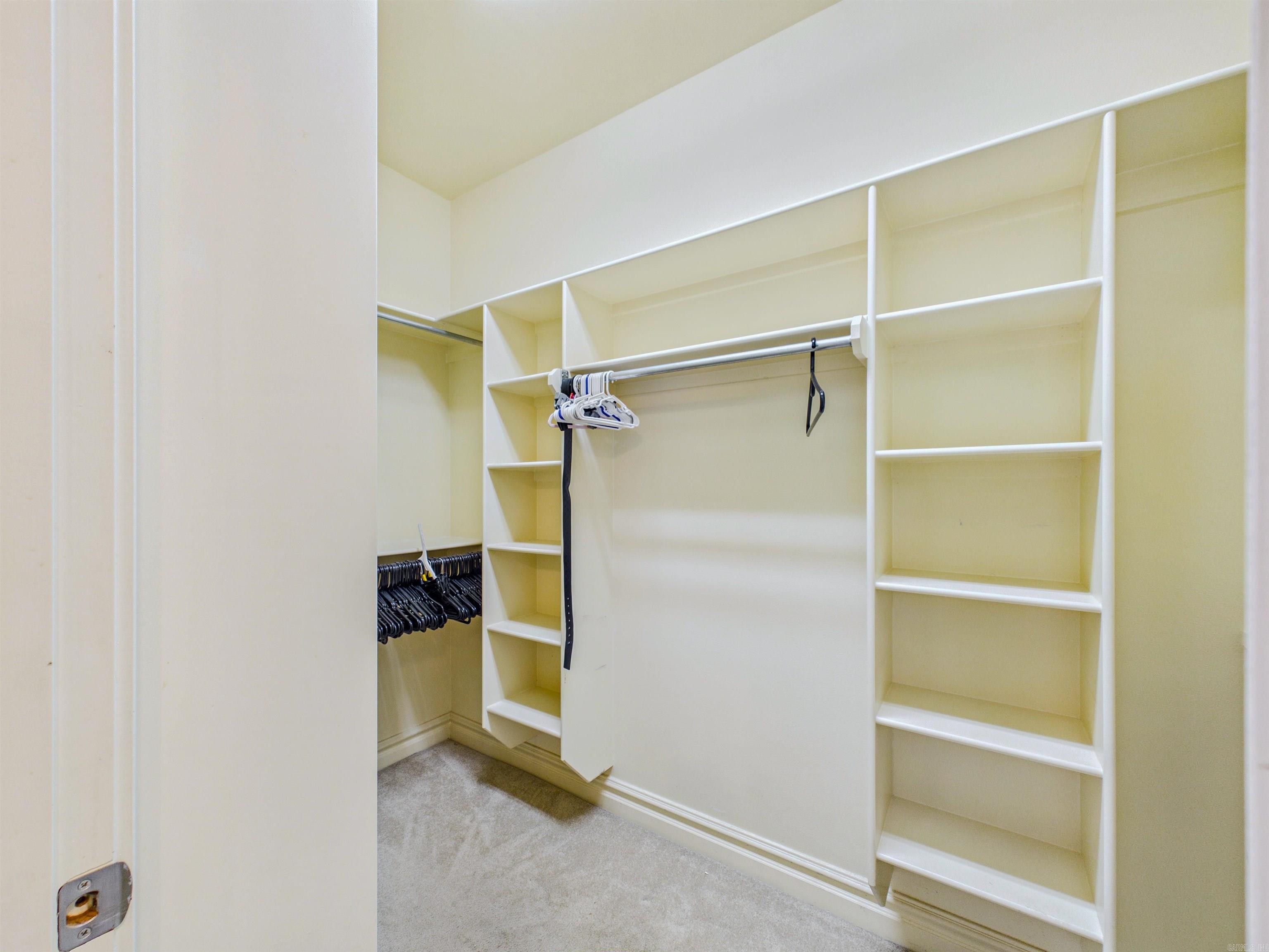 COUNTRY CLUB OF AR VILLAGE WAY A - Residential