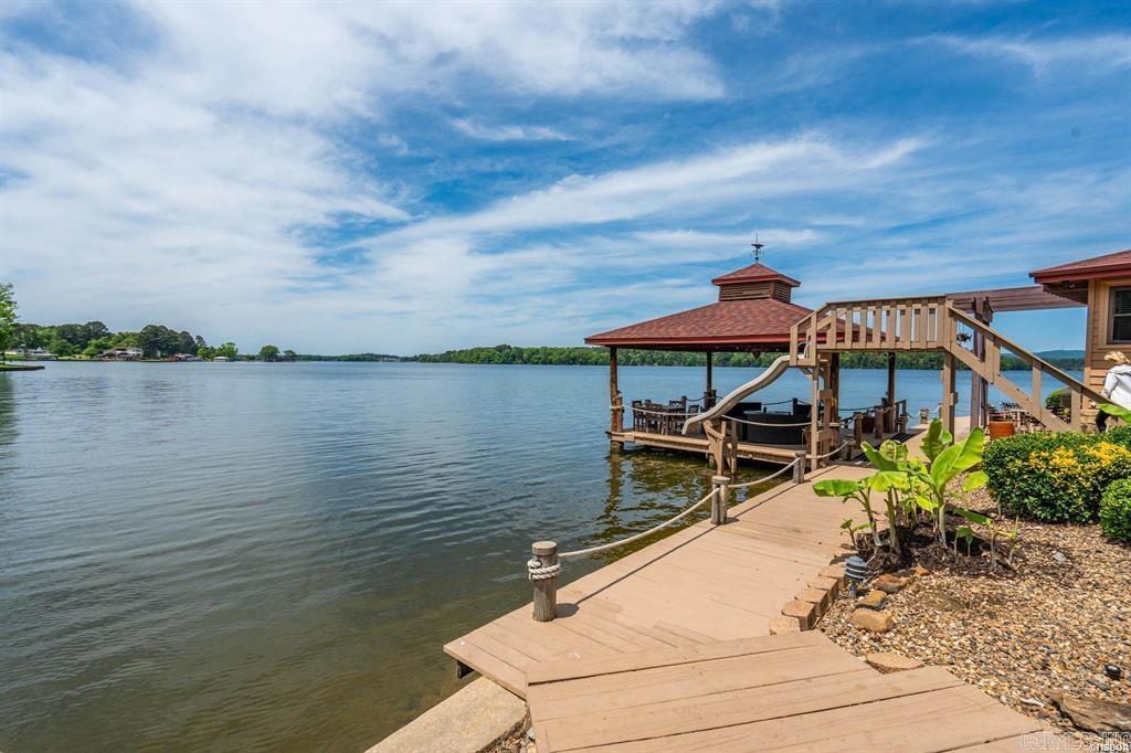 Farr Shores - Residential