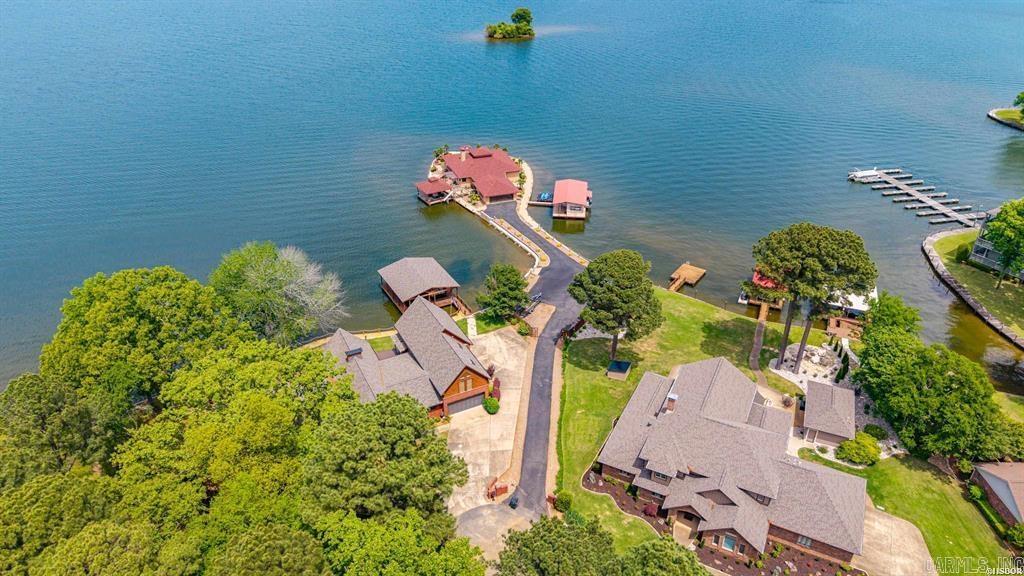 Farr Shores - Residential