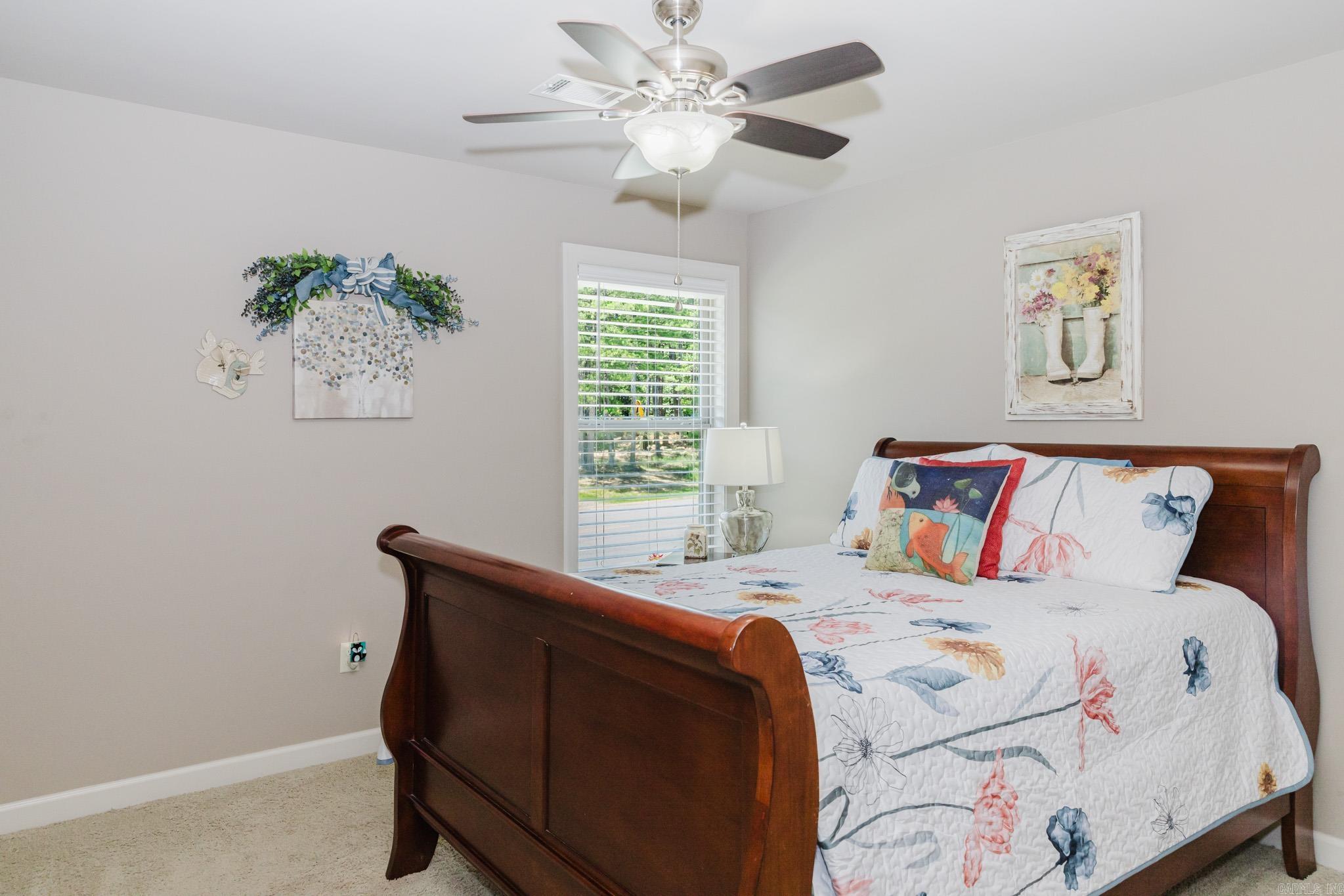 MAJESTIC POINTE - Residential