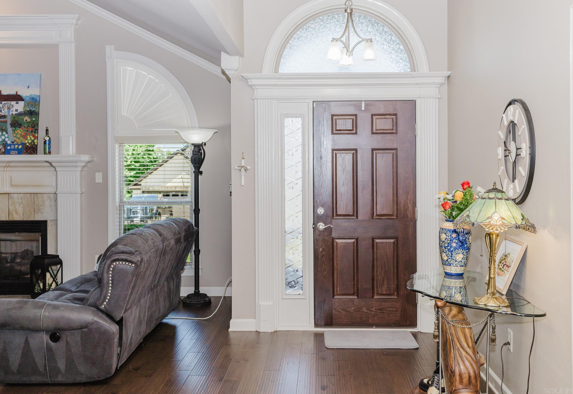 MAJESTIC POINTE - Residential