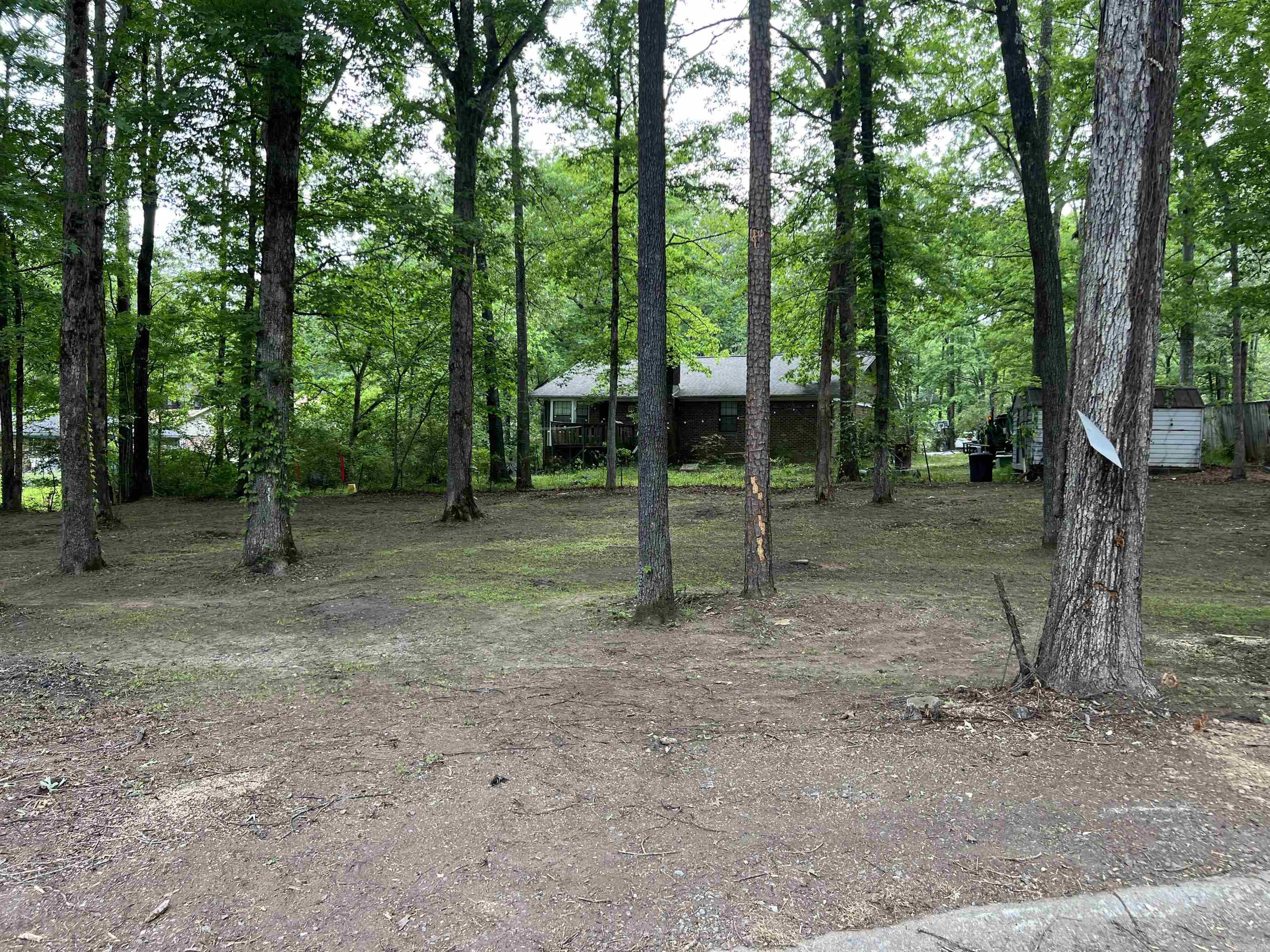 Colonial Park - Land