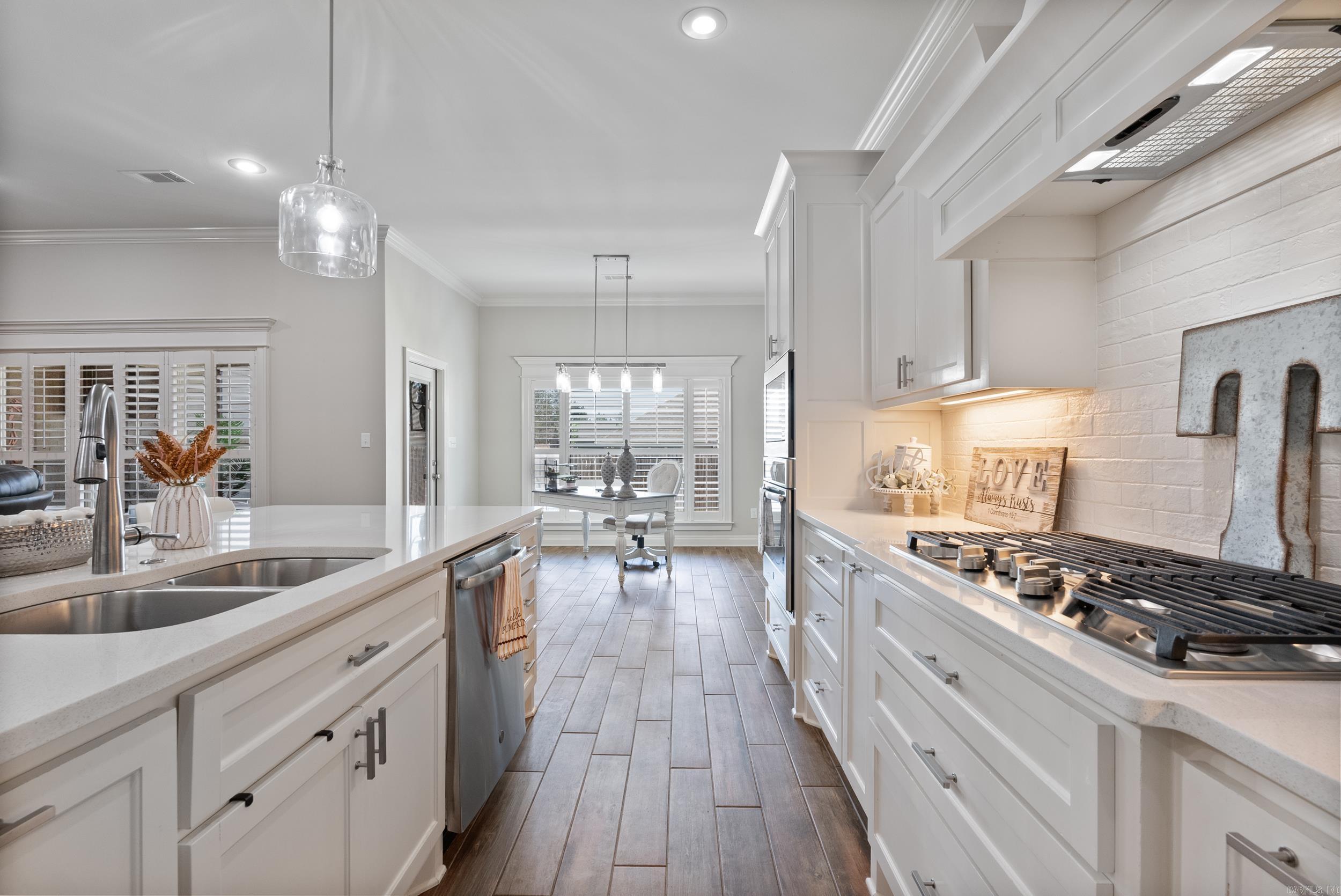 CASTLEBERRY MEADOWS - Residential