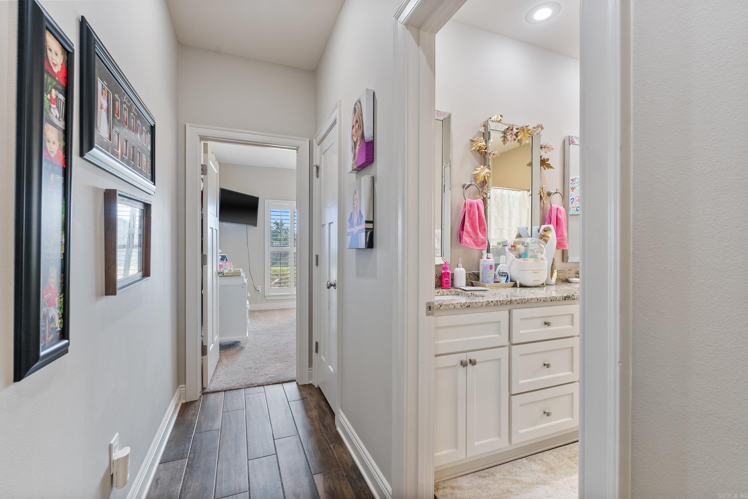 CASTLEBERRY MEADOWS - Residential