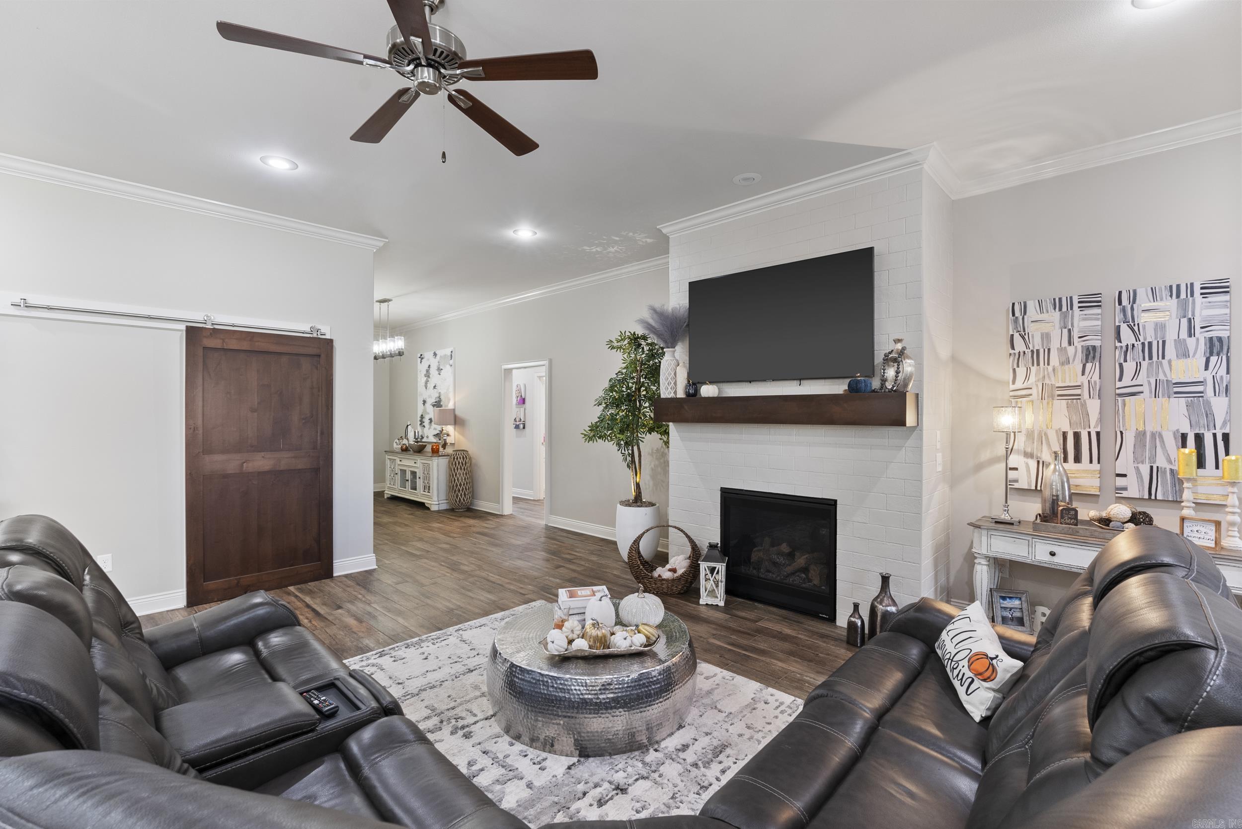 CASTLEBERRY MEADOWS - Residential