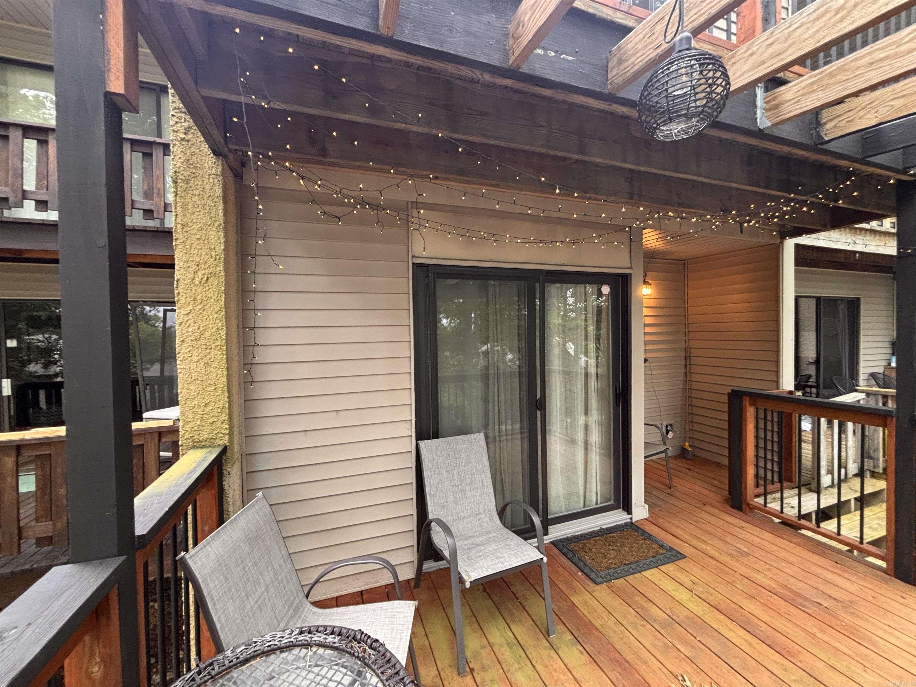CHELSEA HEIGHTS CONDO - Residential